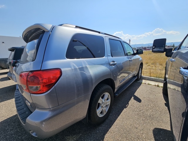 2012 Toyota Sequoia SR5 photo 3