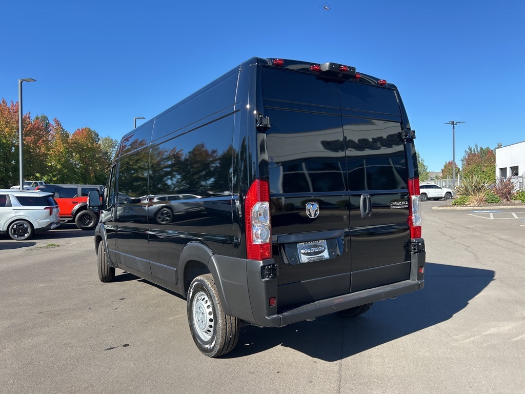 2025 Ram ProMaster 2500 photo 3