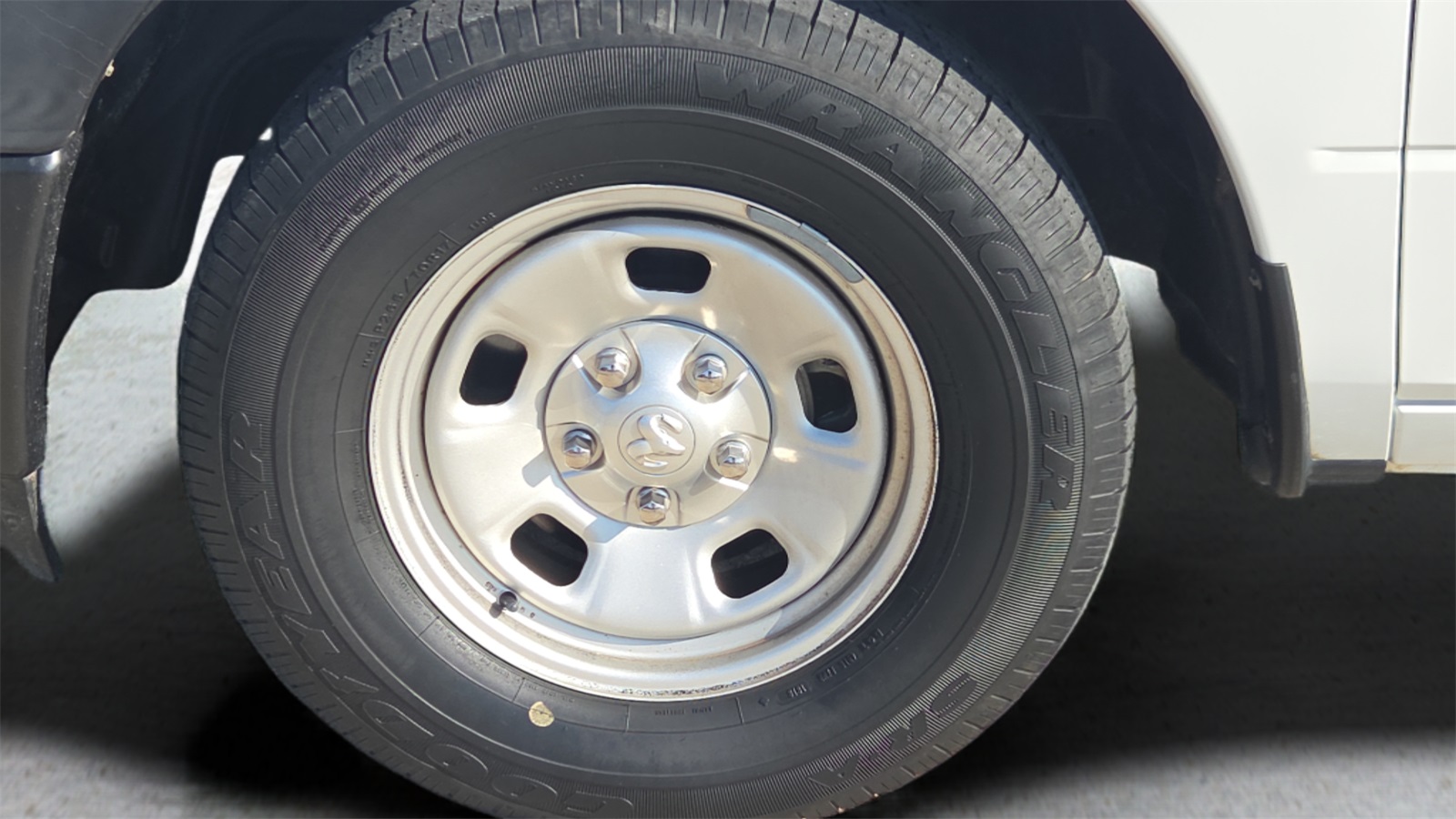 2018 Ram 1500 Tradesman photo 18