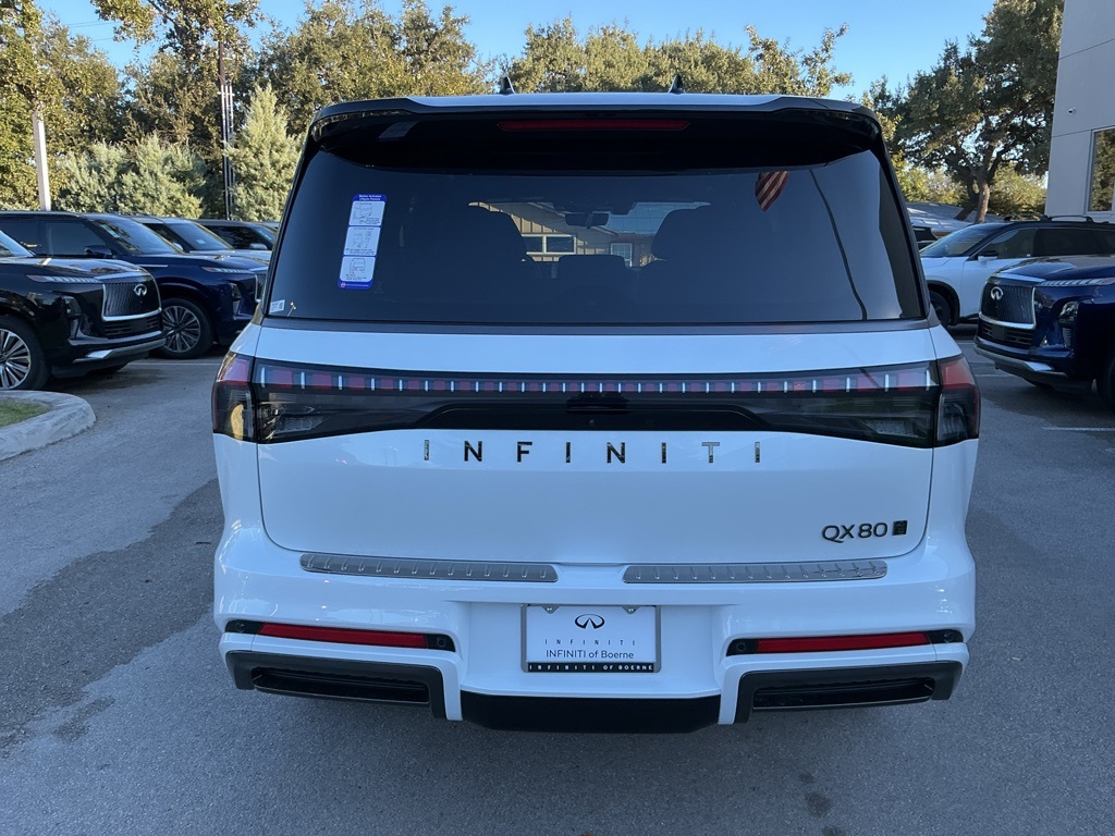 2026 Infiniti QX80 photo 4