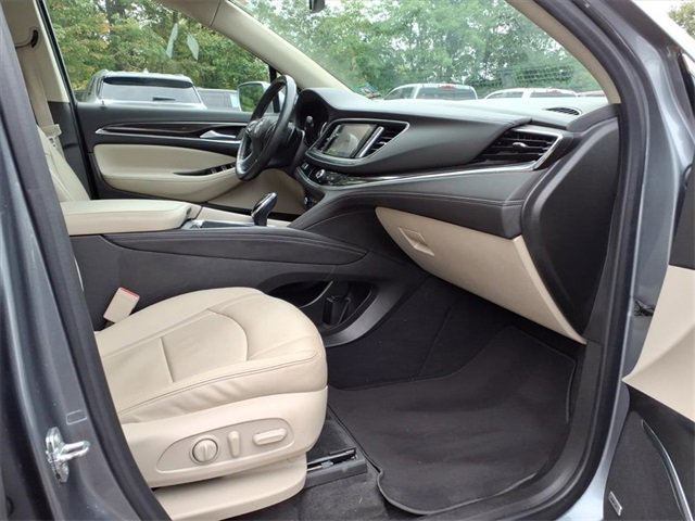 2020 Buick Enclave Essence photo 10