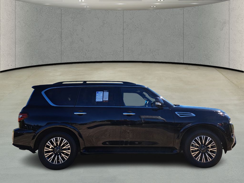 2024 Nissan Armada SL photo 4