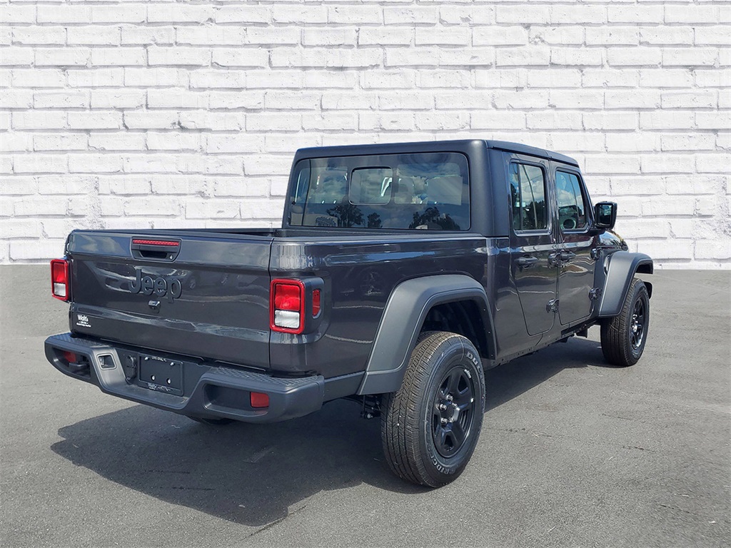 2025 Jeep Gladiator Sport photo 2