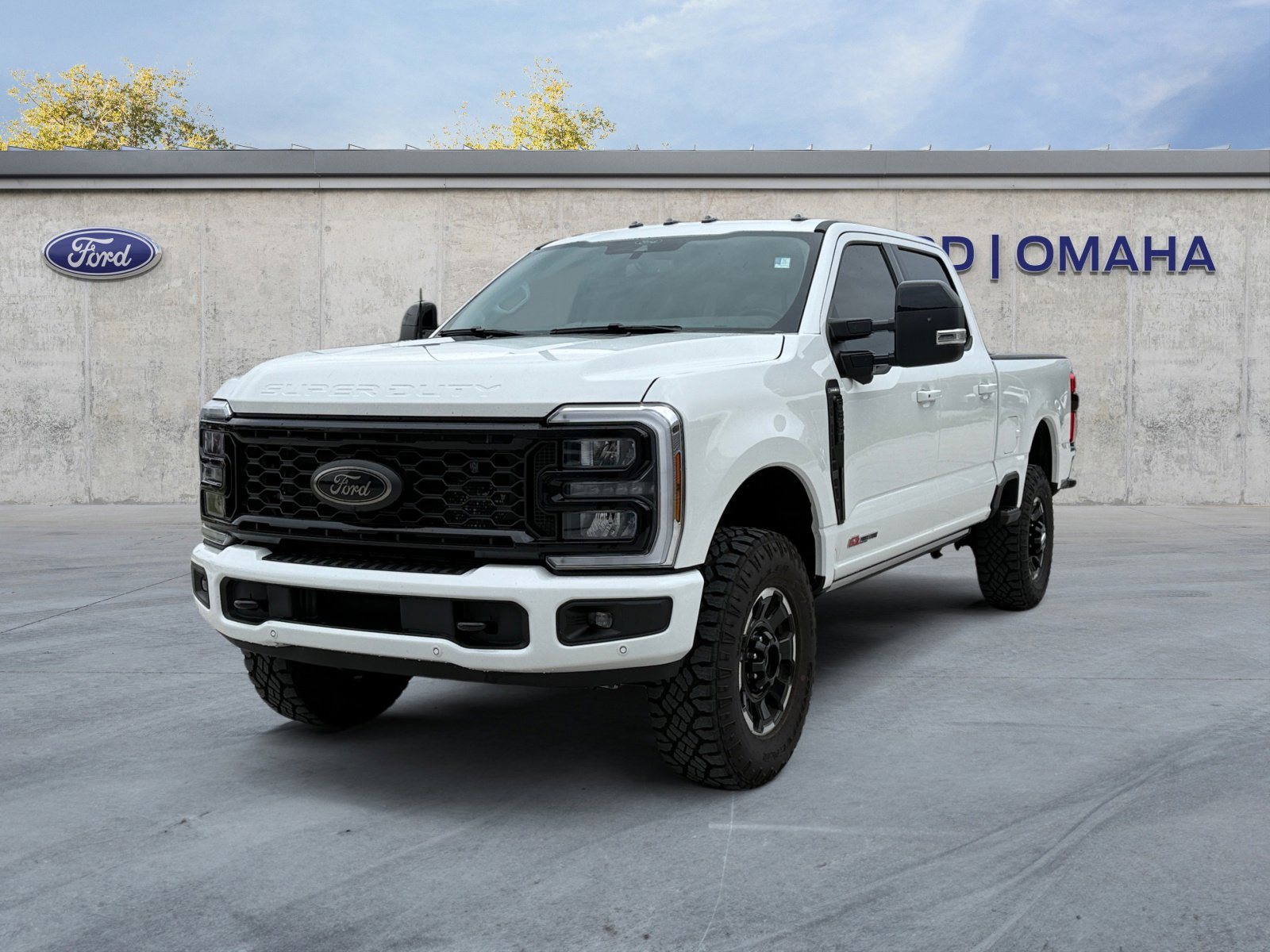2025 Ford F-350 photo 16