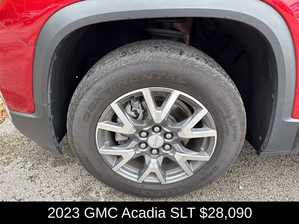 2023 Gmc Acadia SLT photo 8