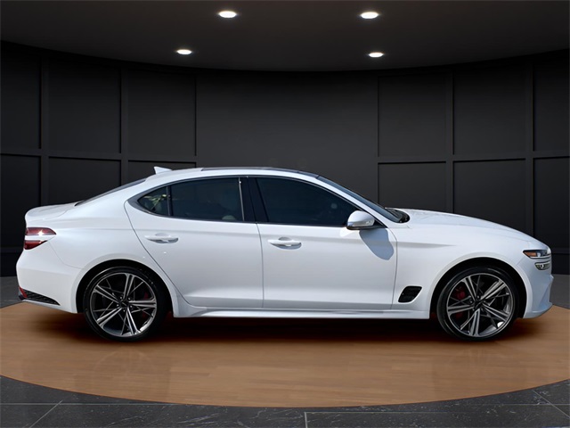 2025 Genesis G70 2.5T photo 6
