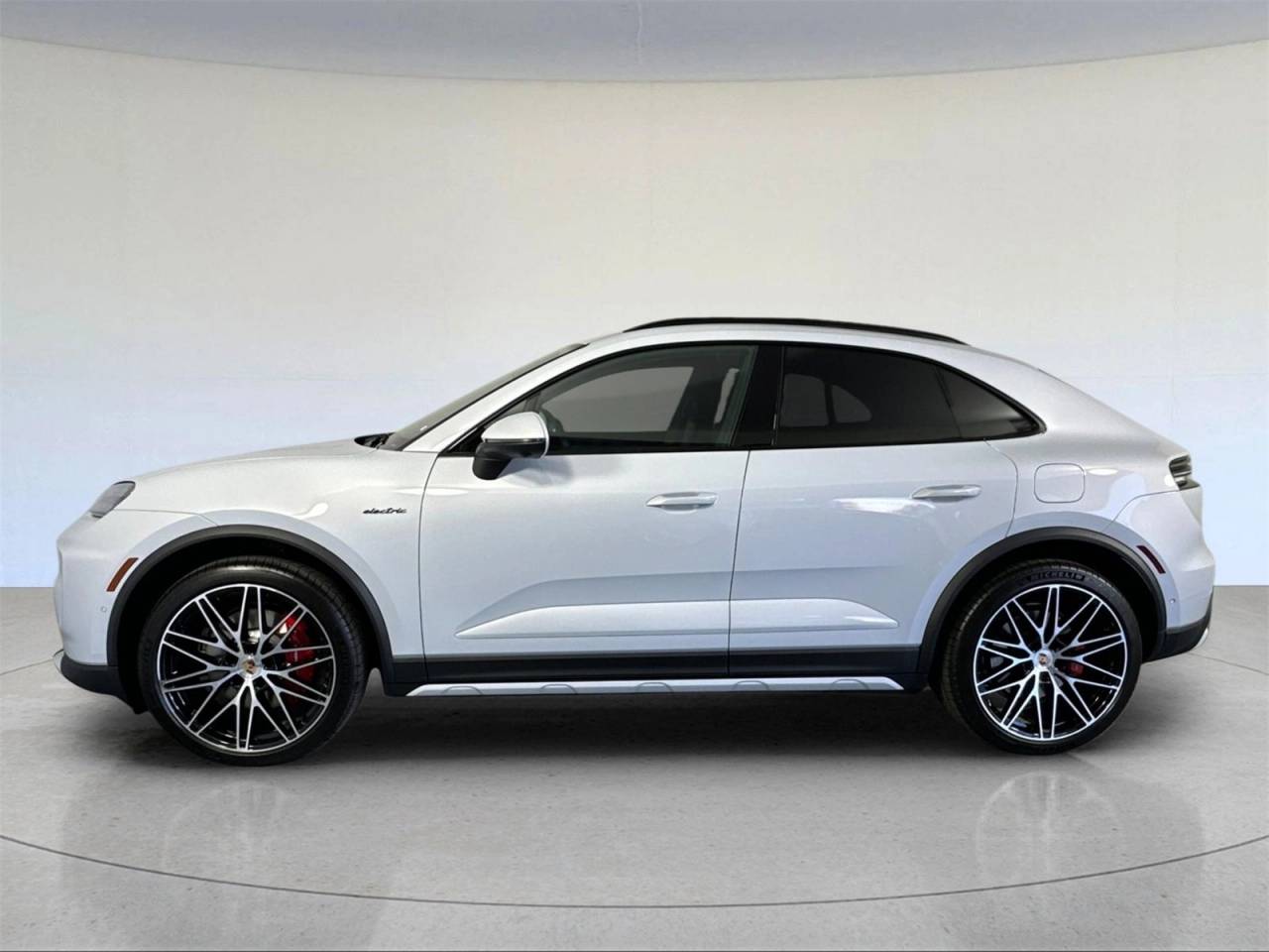 Used 2025 Porsche Macan S with VIN WP1AB2XA2SL153906 for sale in Redwood City, CA