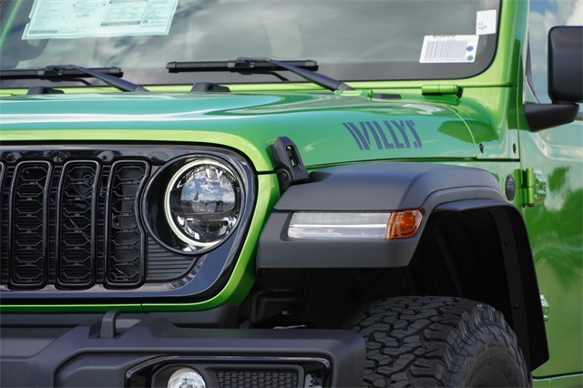 2025 Jeep Wrangler Willys photo 4