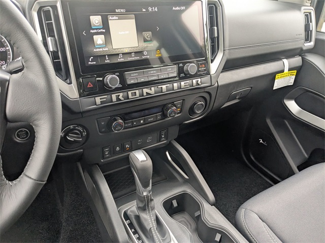 2025 Nissan Frontier SV photo 14