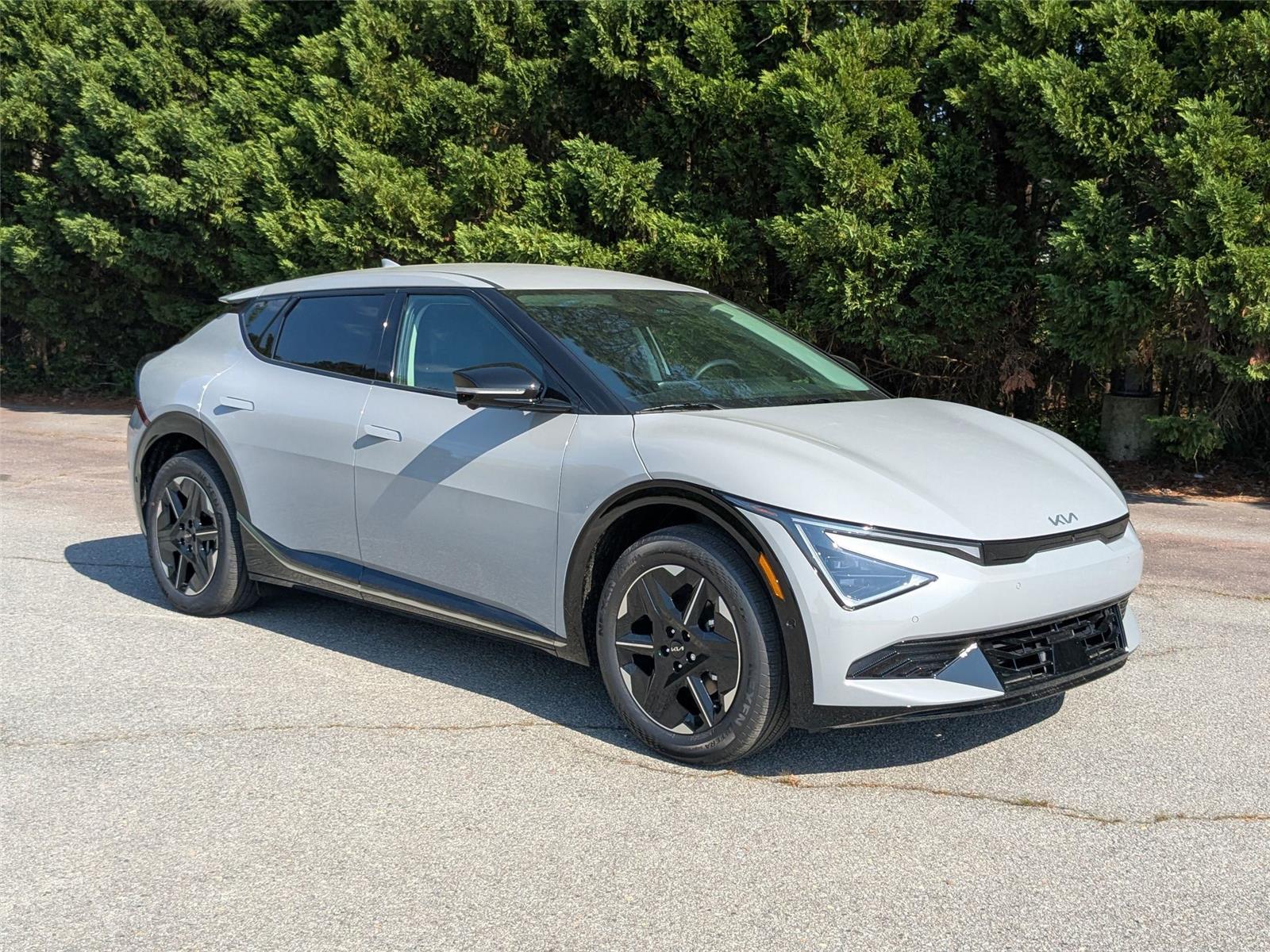 2025 Kia EV6 Wind photo 5