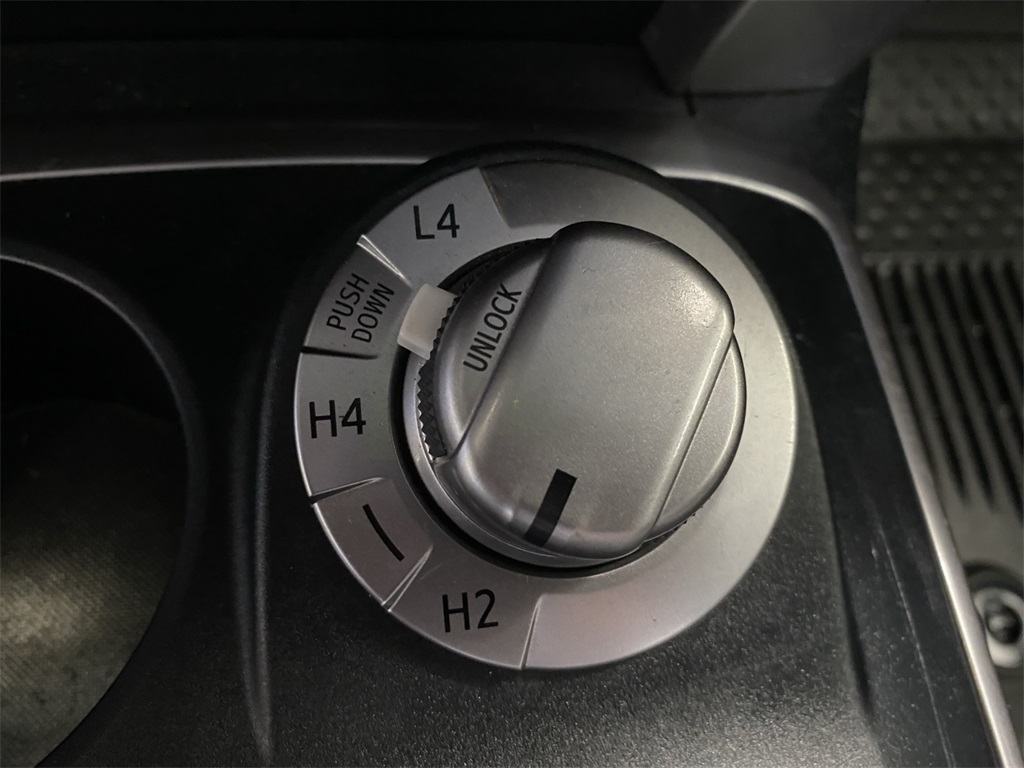 2021 Toyota 4Runner SR5 Premium photo 28