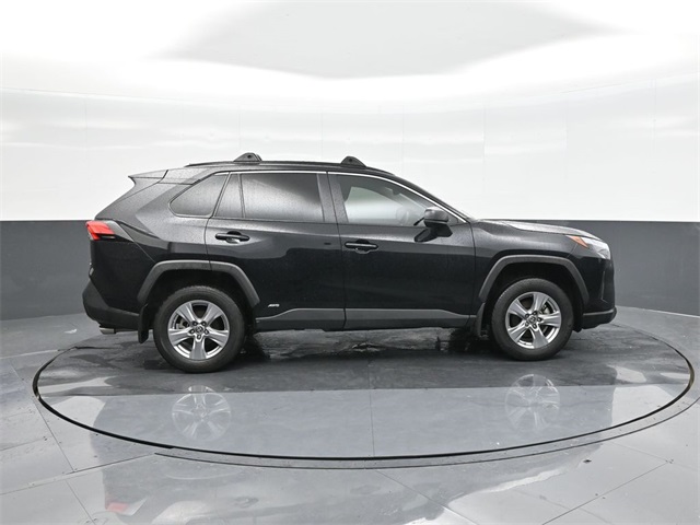 2024 Toyota RAV4 Hybrid LE photo 22