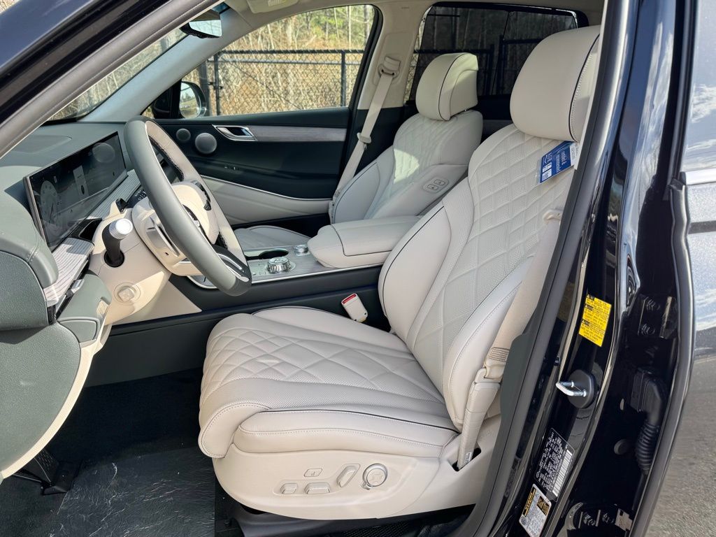 2025 Genesis GV80 3.5T Prestige photo 15
