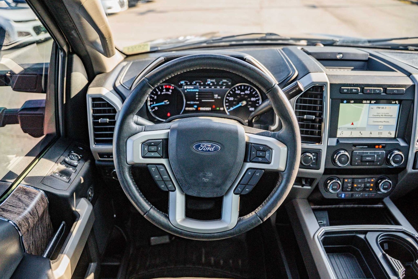 2019 Ford F-250 Lariat photo 22