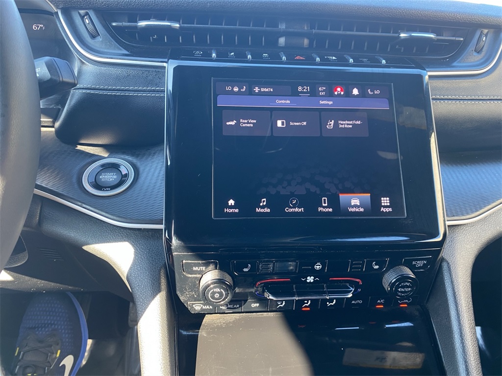 2023 Jeep Grand Cherokee Altitude photo 13