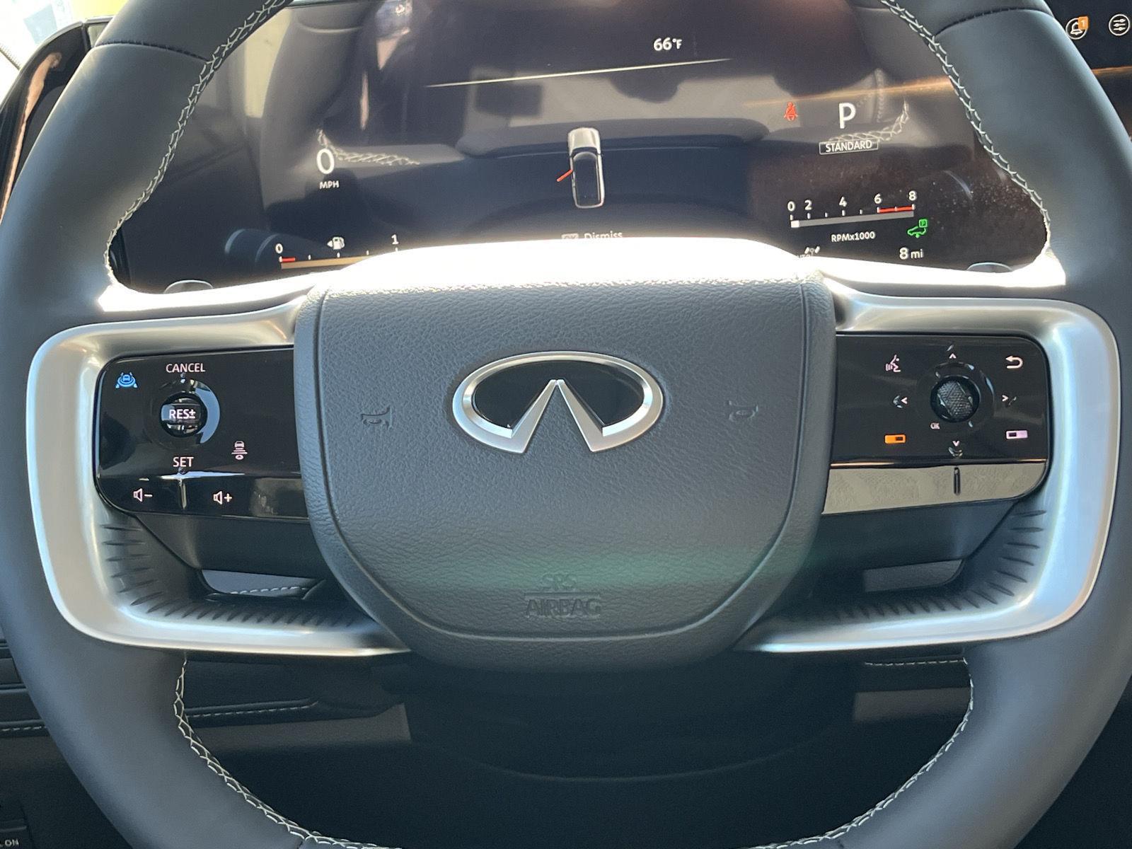 2026 Infiniti QX80 Luxe photo 10
