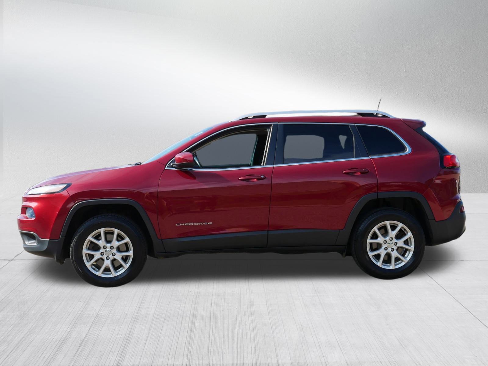 2017 Jeep Cherokee Latitude photo 4