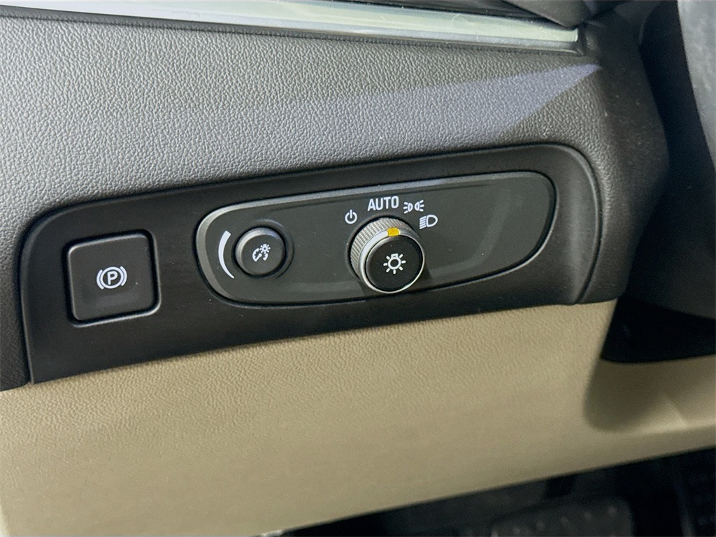 2019 Buick Enclave Premium photo 13