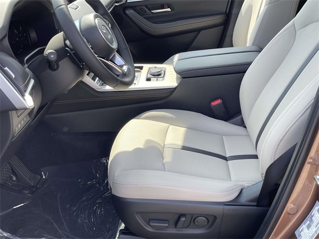 2025 Mazda CX-70 Plug-in Hybrid Premium photo 12