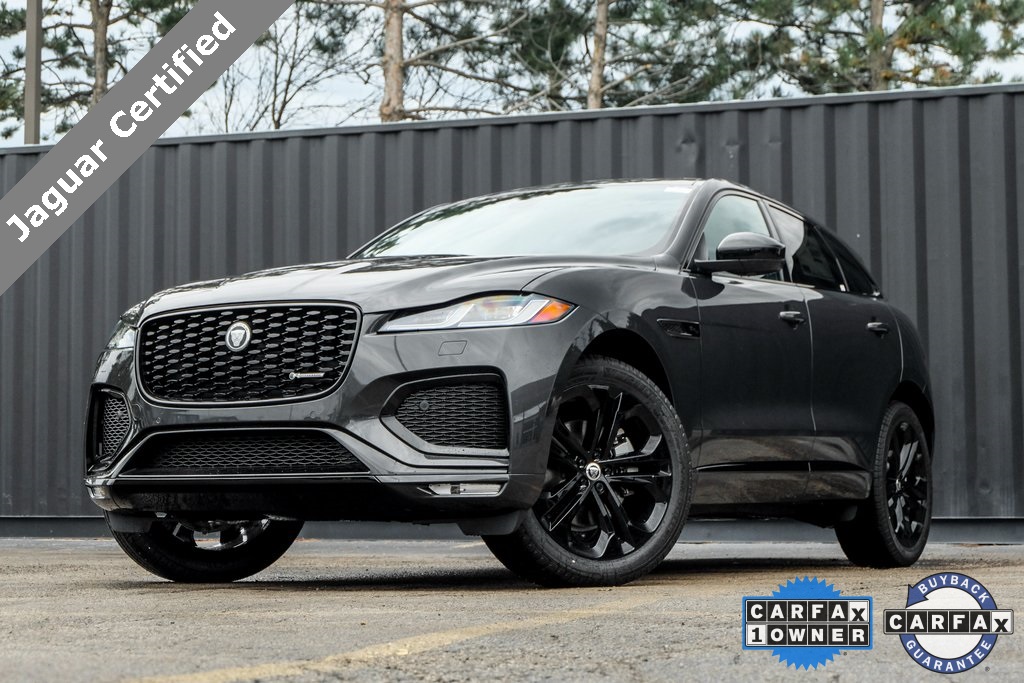 2025 Jaguar F-PACE R-Dynamic S's photo