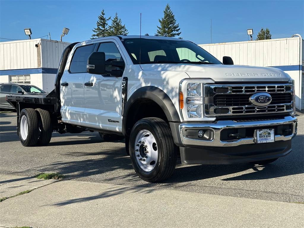 2023 Ford F-450 photo 3
