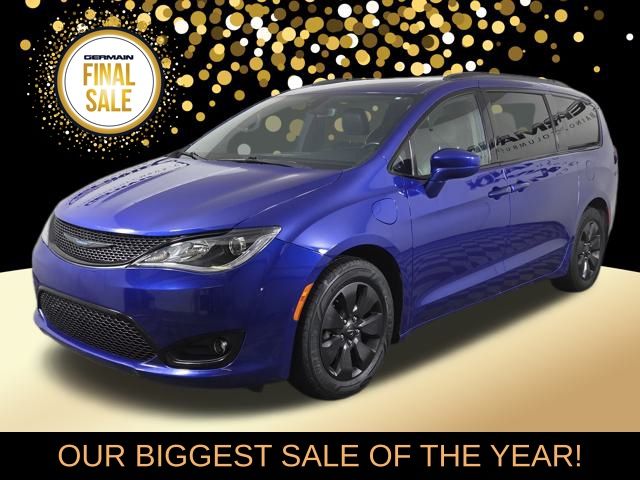2020 Chrysler Pacifica Hybrid Touring L's photo