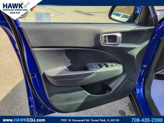 2025 HYUNDAI VENUE - Image 24