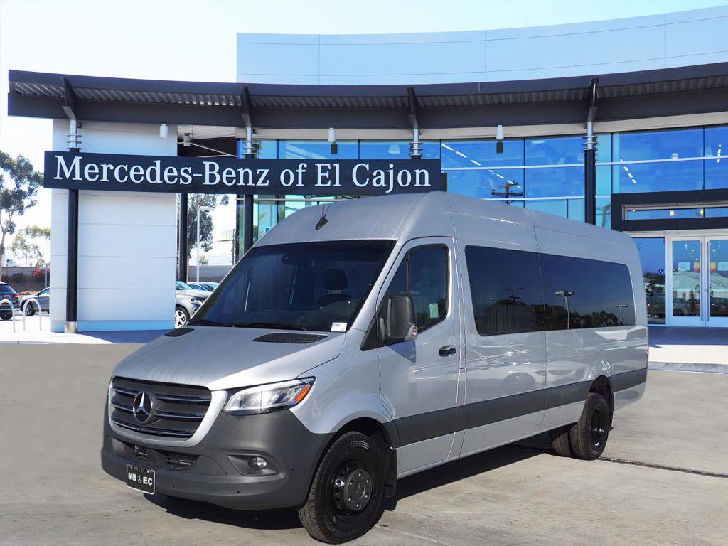 2024 Mercedes-Benz Sprinter Cargo Van Base's photo