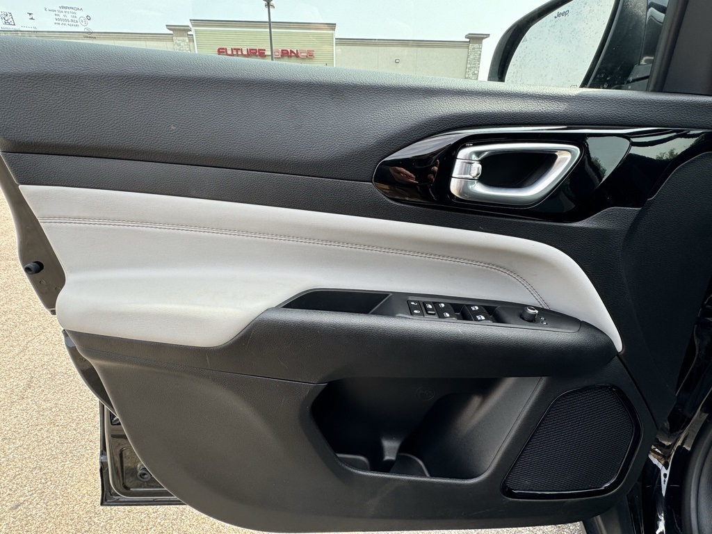 2024 Jeep Compass Limited photo 21