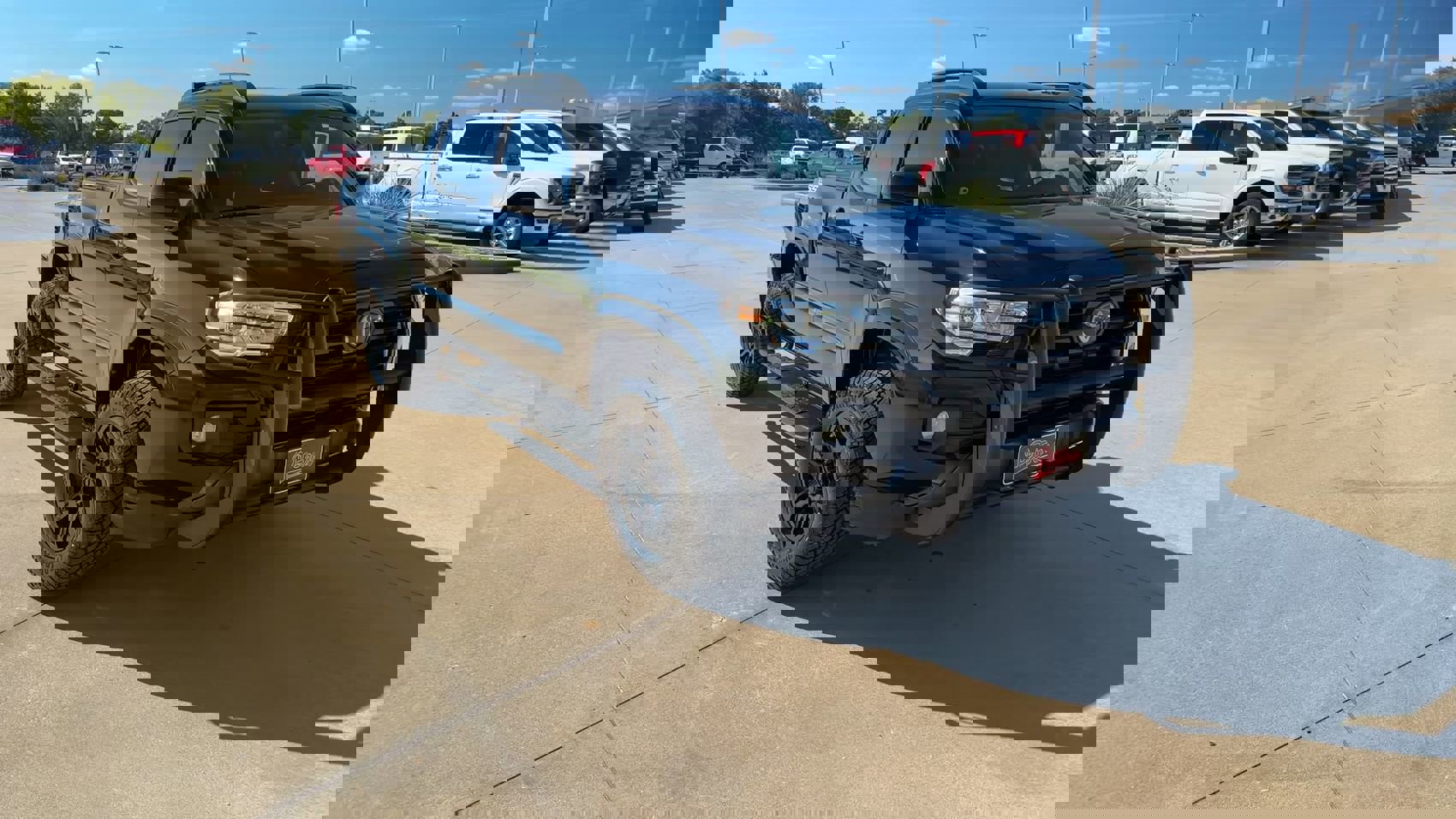 2019 Toyota Tacoma SR Double Cab photo 2