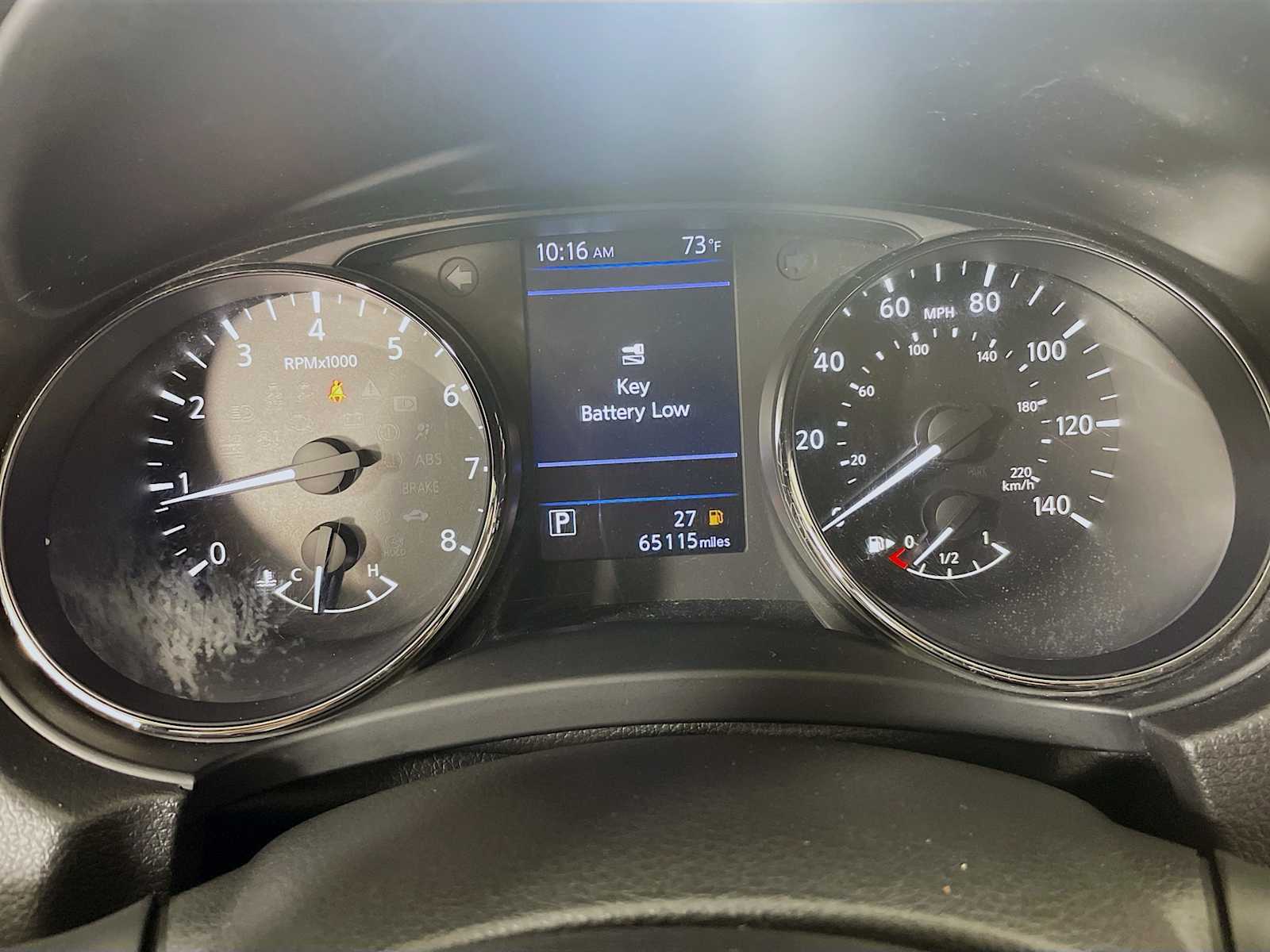 2020 Nissan Rogue SV photo 10