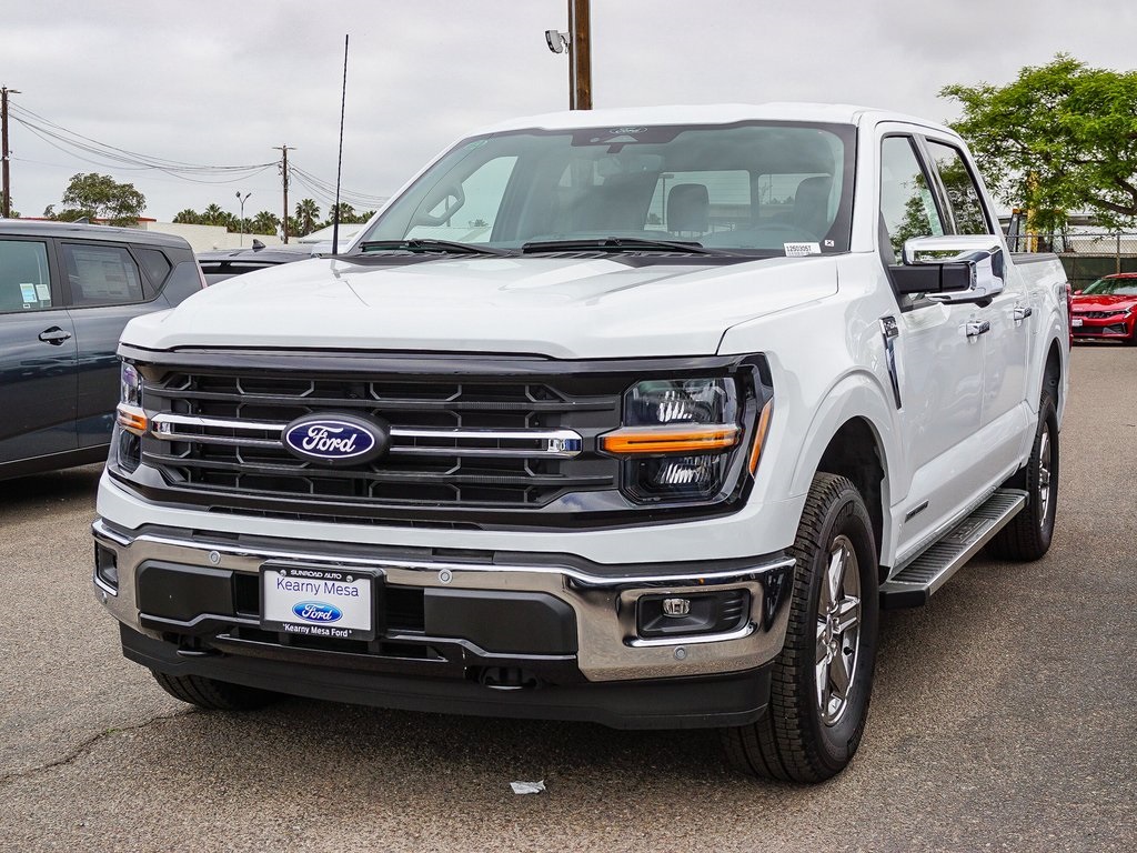 2025 Ford F-150 XLT photo 3