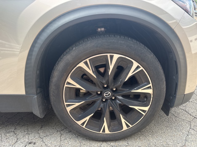 2024 Mazda CX-90 Premium photo 3