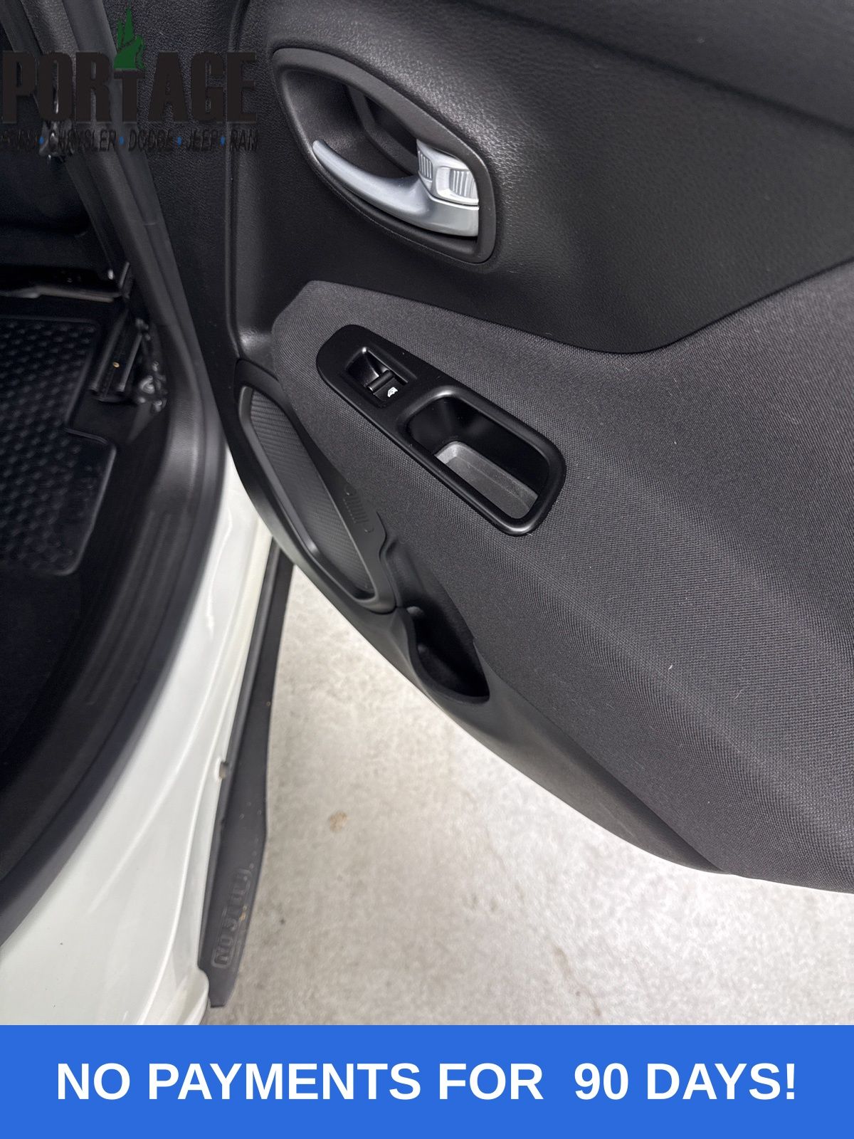 2021 Jeep Renegade Latitude photo 29