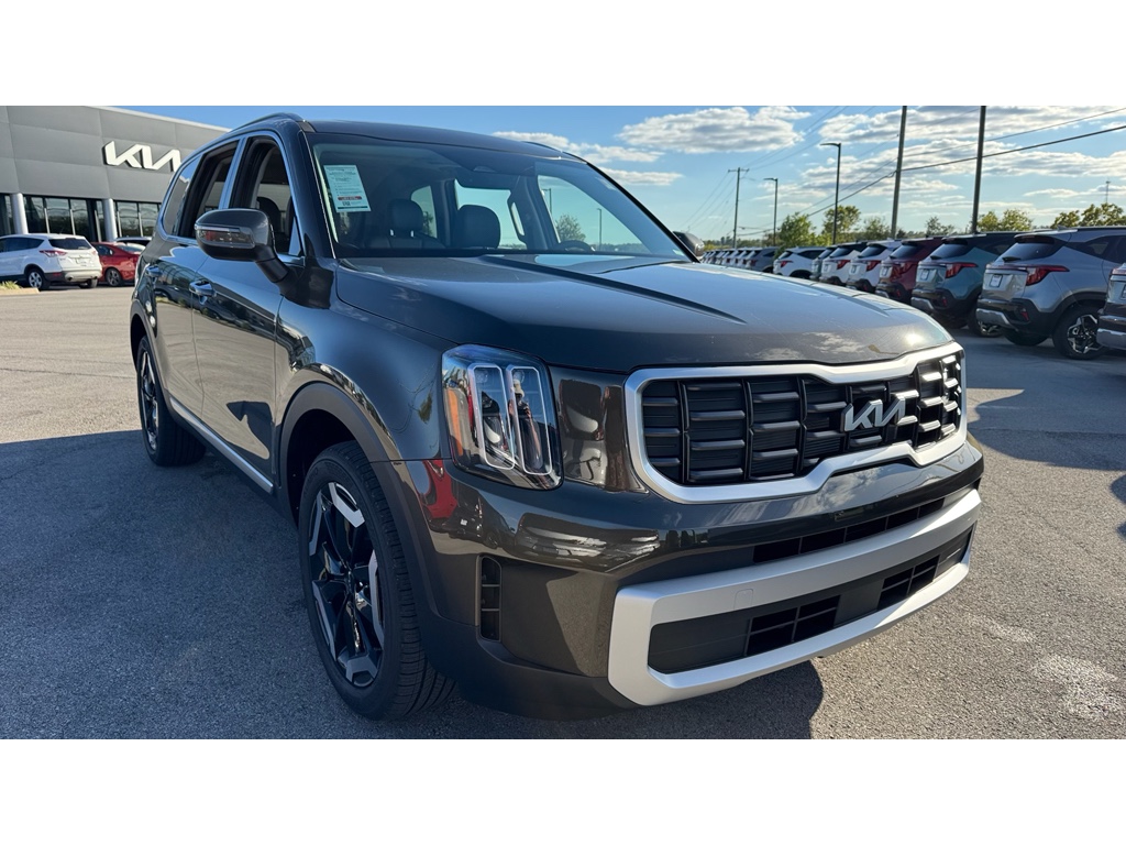2025 Kia Telluride S's photo