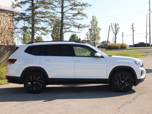 2026 Volkswagen Atlas SE Technology photo 4
