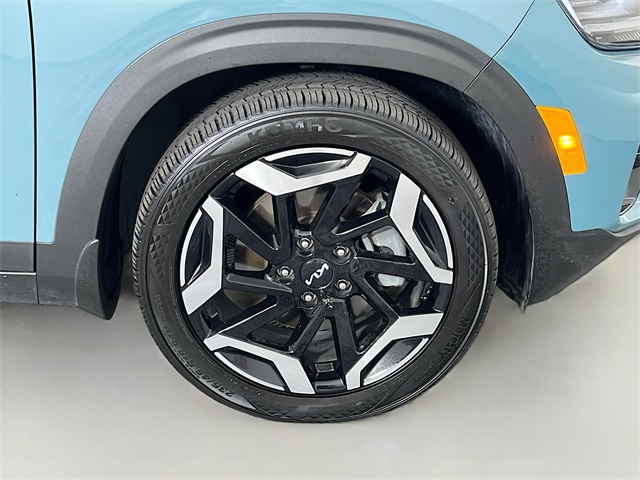 2024 Kia Seltos SX photo 32