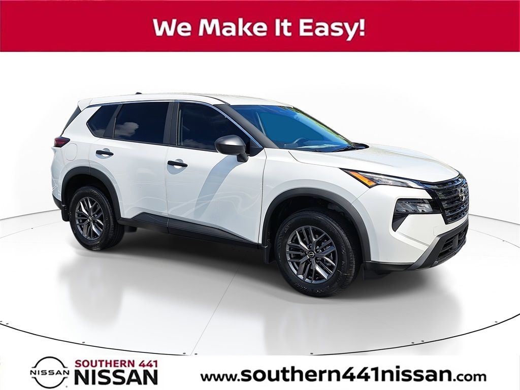 2025 Nissan Rogue S's photo
