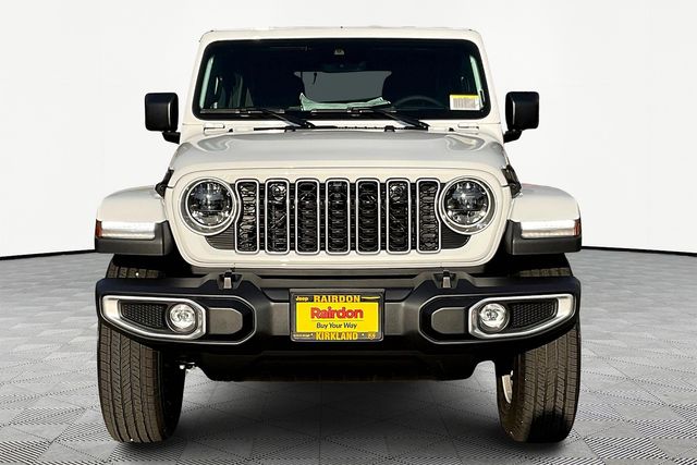 2025 Jeep Wrangler Sahara photo 12