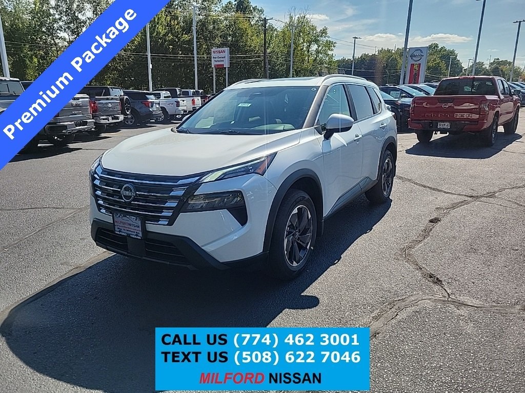 2026 Nissan Rogue SV's photo