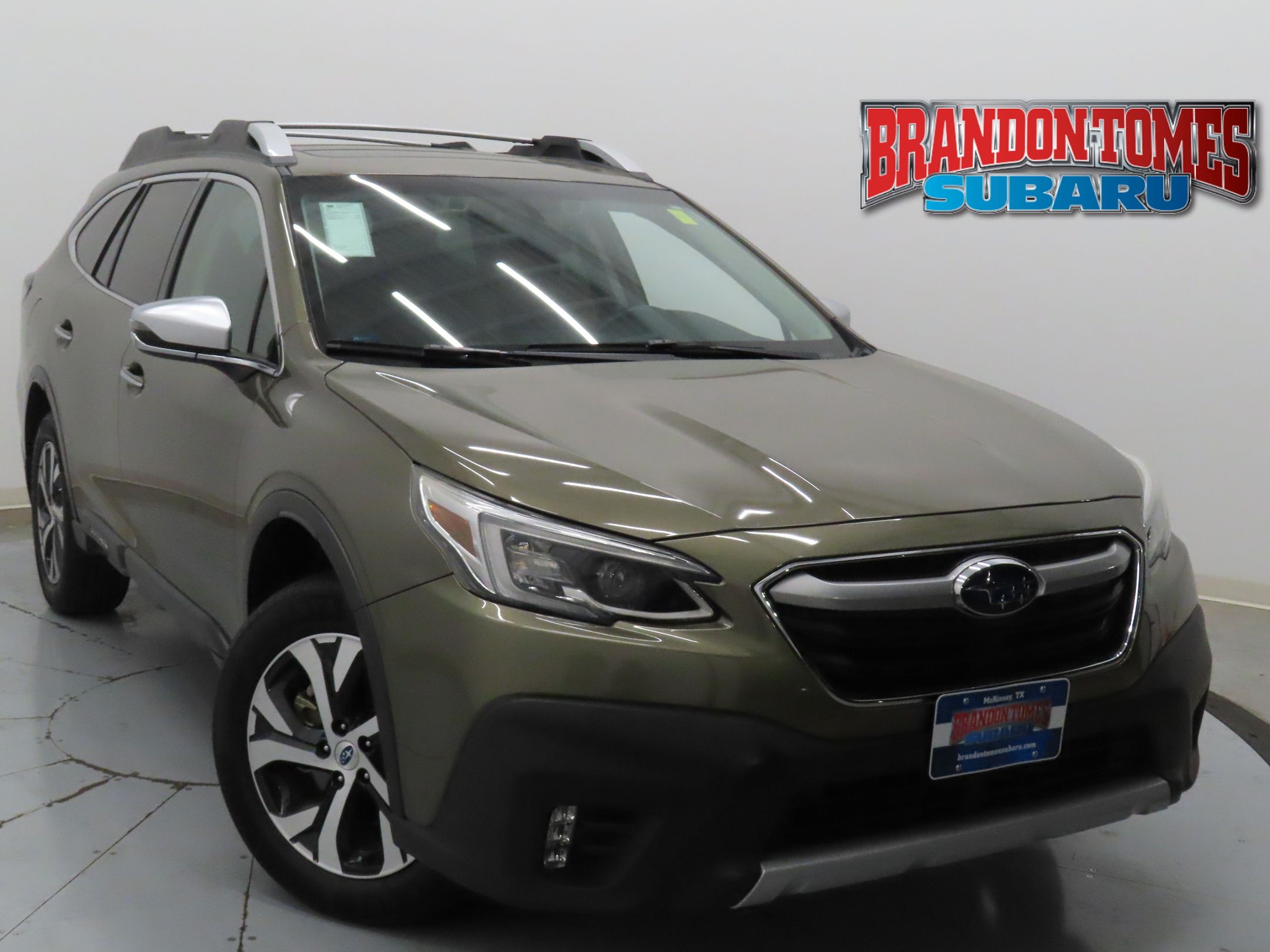 2022 Subaru Outback Touring's photo