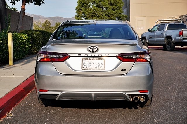 2024 Toyota Camry SE photo 8