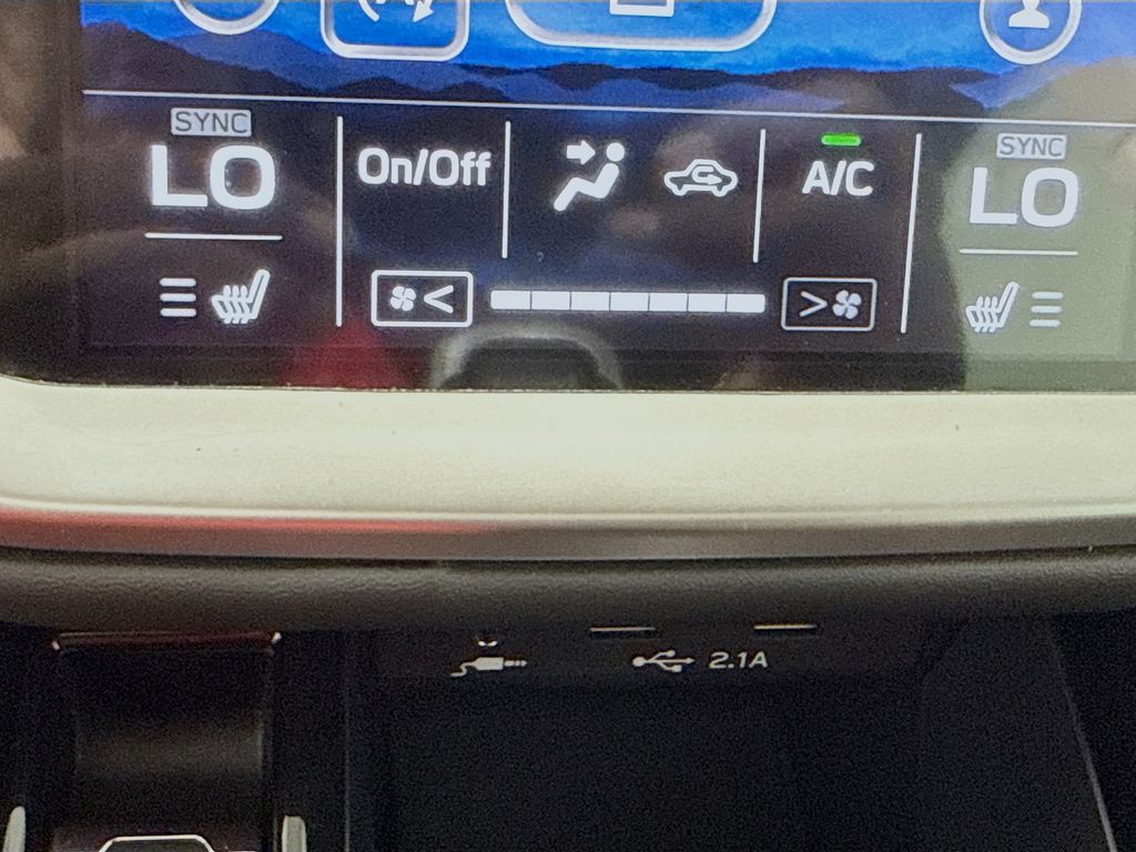 2022 Subaru Outback Premium photo 15