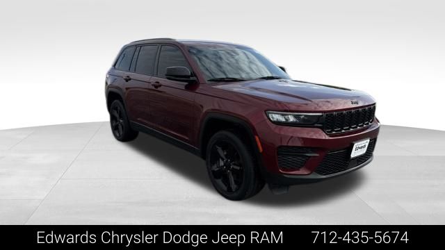 2023 Jeep Grand Cherokee Altitude's photo