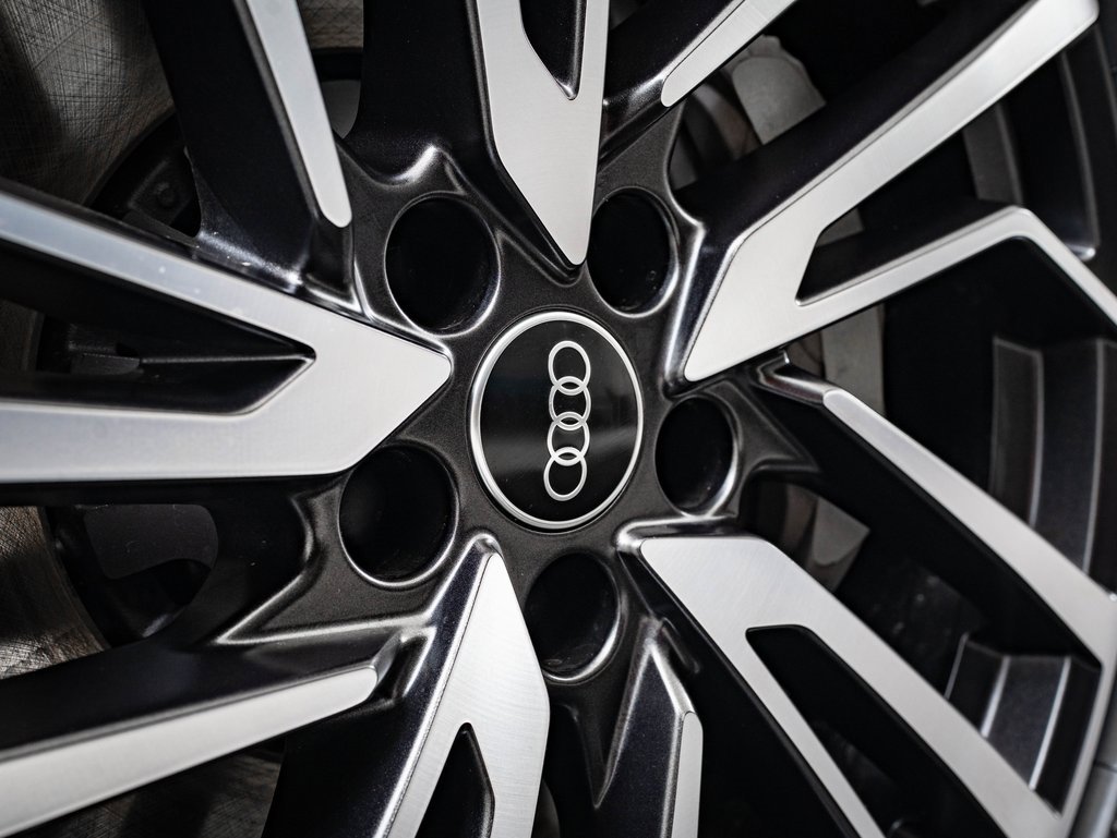 2025 Audi A7 55 Premium Plus photo 7