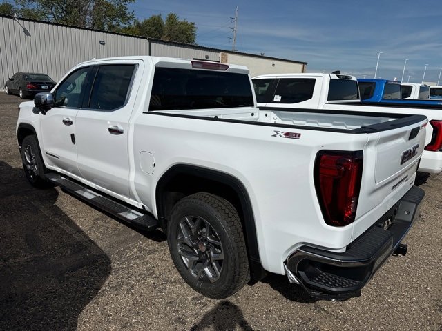 2026 Gmc Sierra 1500 SLT photo 2