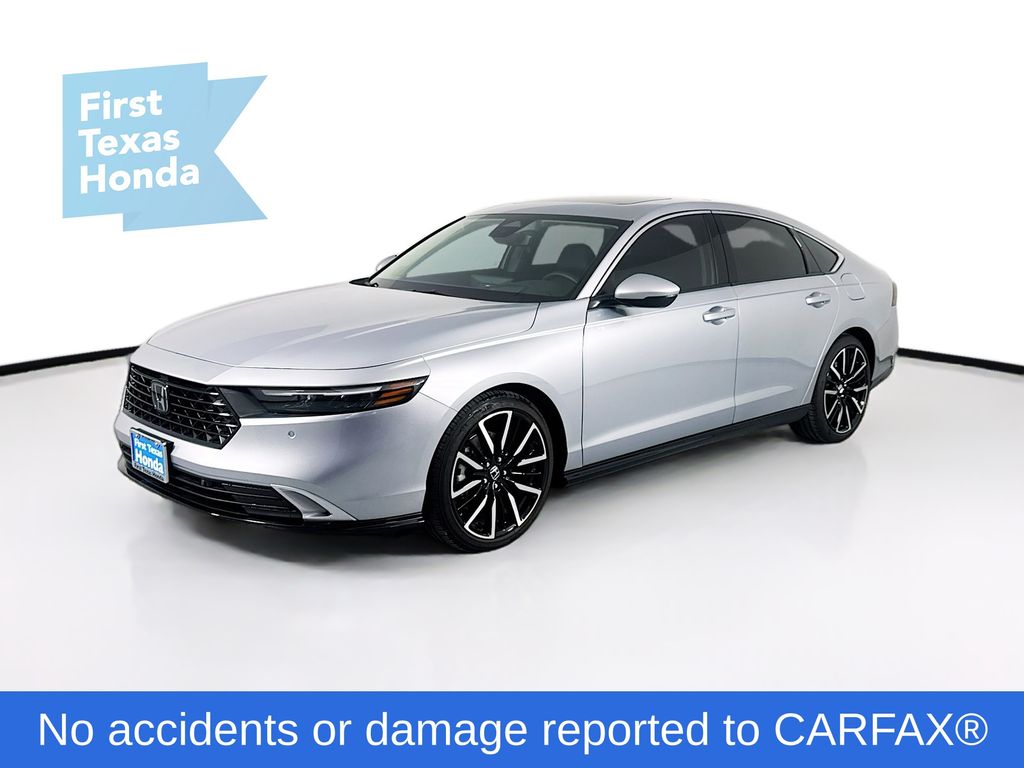 2025 Honda Accord Hybrid Touring photo 3