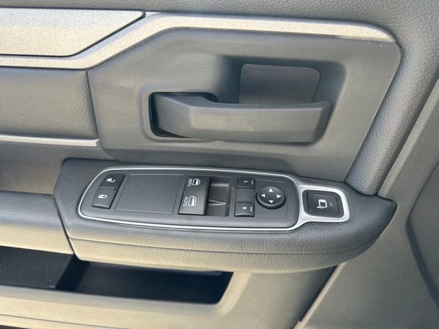 2024 Ram 2500 Tradesman photo 26