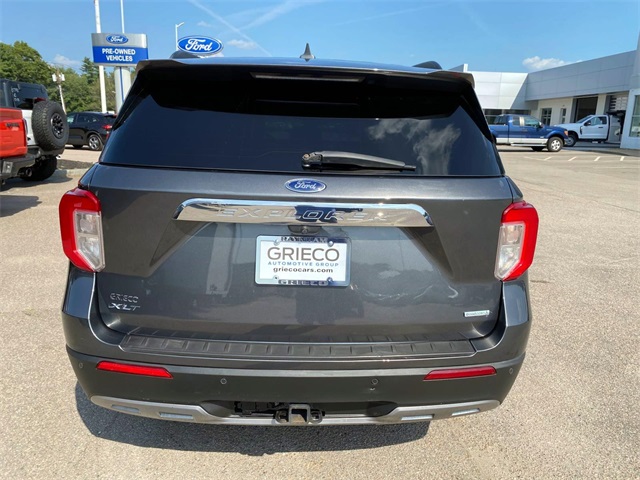 2020 Ford Explorer XLT photo 2