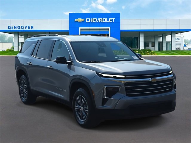 2026 Chevrolet Traverse photo 3